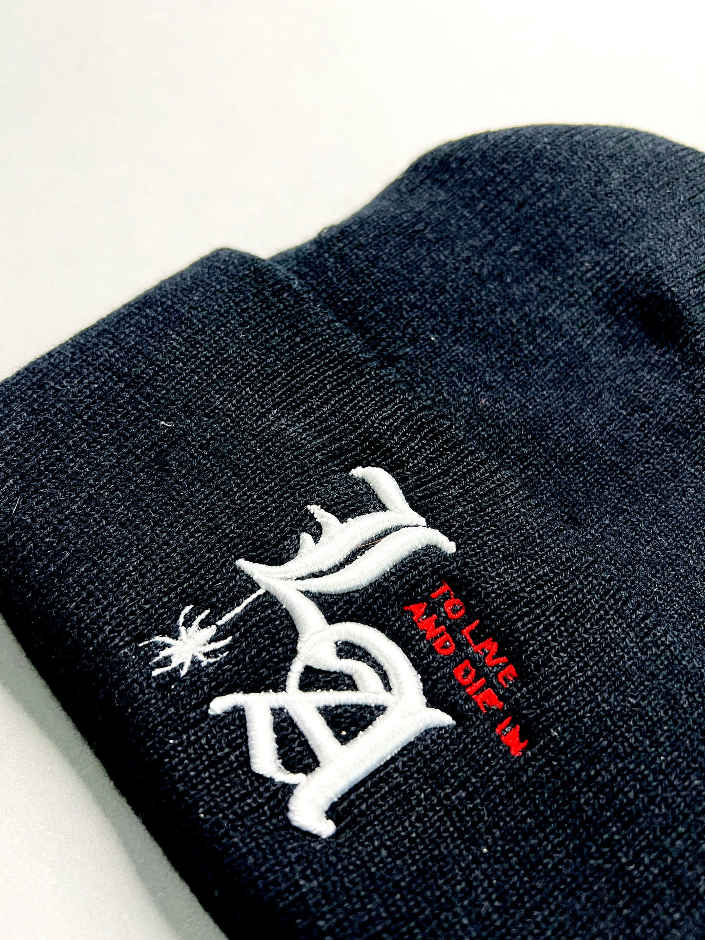 To live and Die in LA Beanie in Black