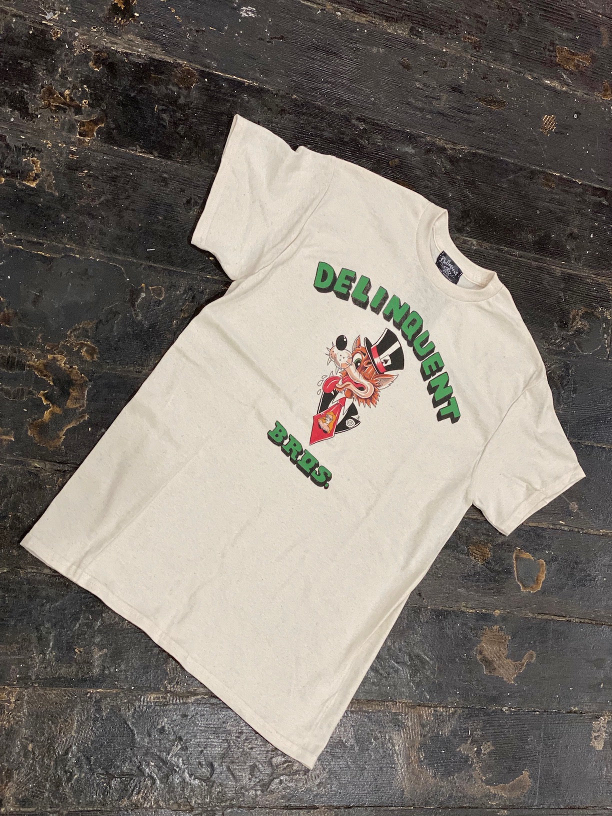 Top Hat Wolf Tee in Natural
