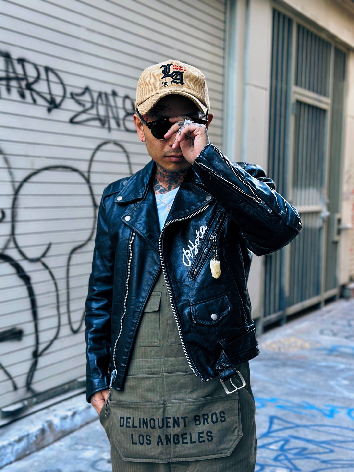 "To Live and Die in LA"Corduroy Snap Back Cap in Beige