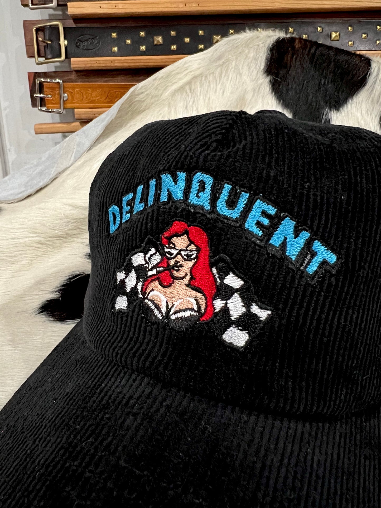 "Faster,Baby"Corduroy Snap Back Cap in Black