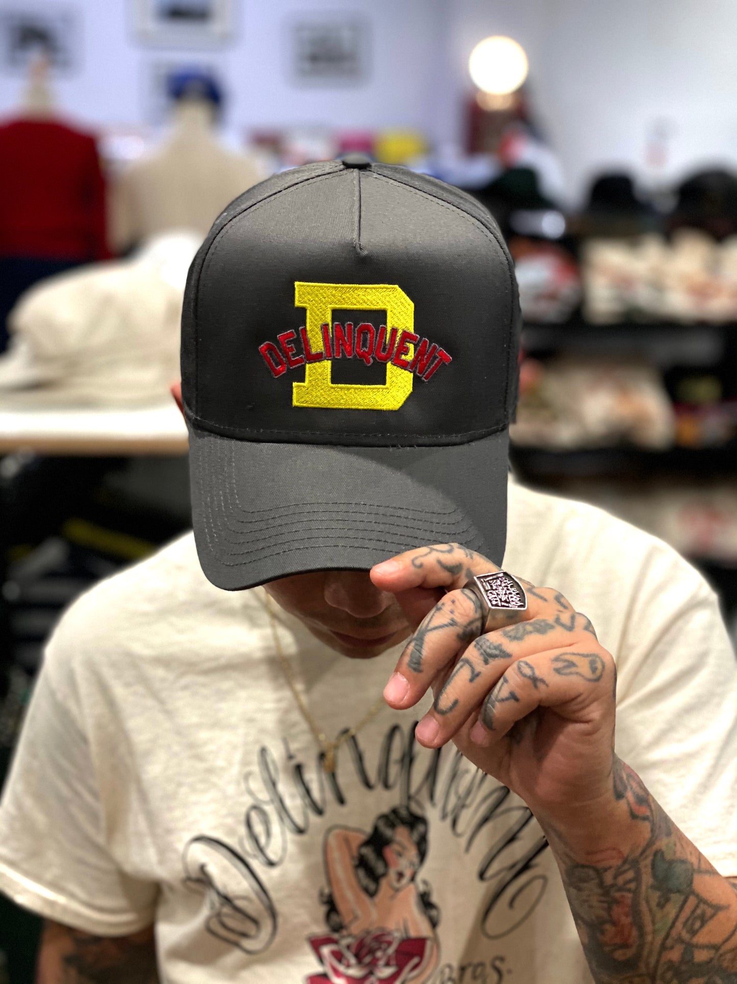 1940's Style Logo 5 Panel Snap Back Cap in Gray